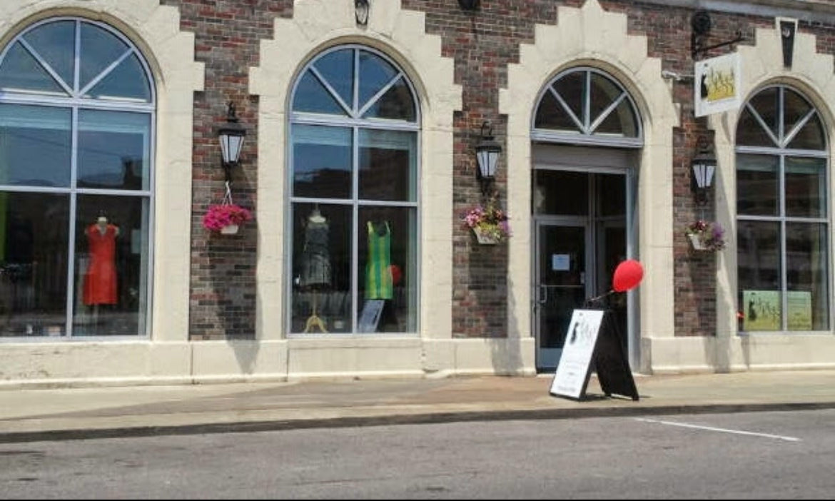 Women apparel, accessories and gifts The Black Dress Co Women apparel, accessories and gifts The Black Dress Co