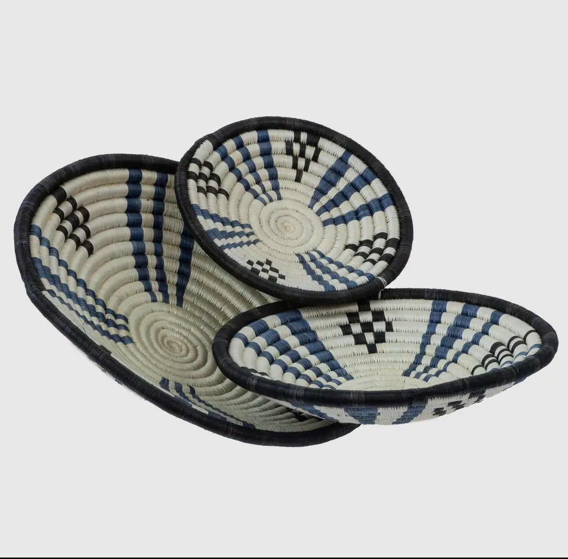 Handwoven Sisal Baskets – Set of 3 in Black/Cream/Blue