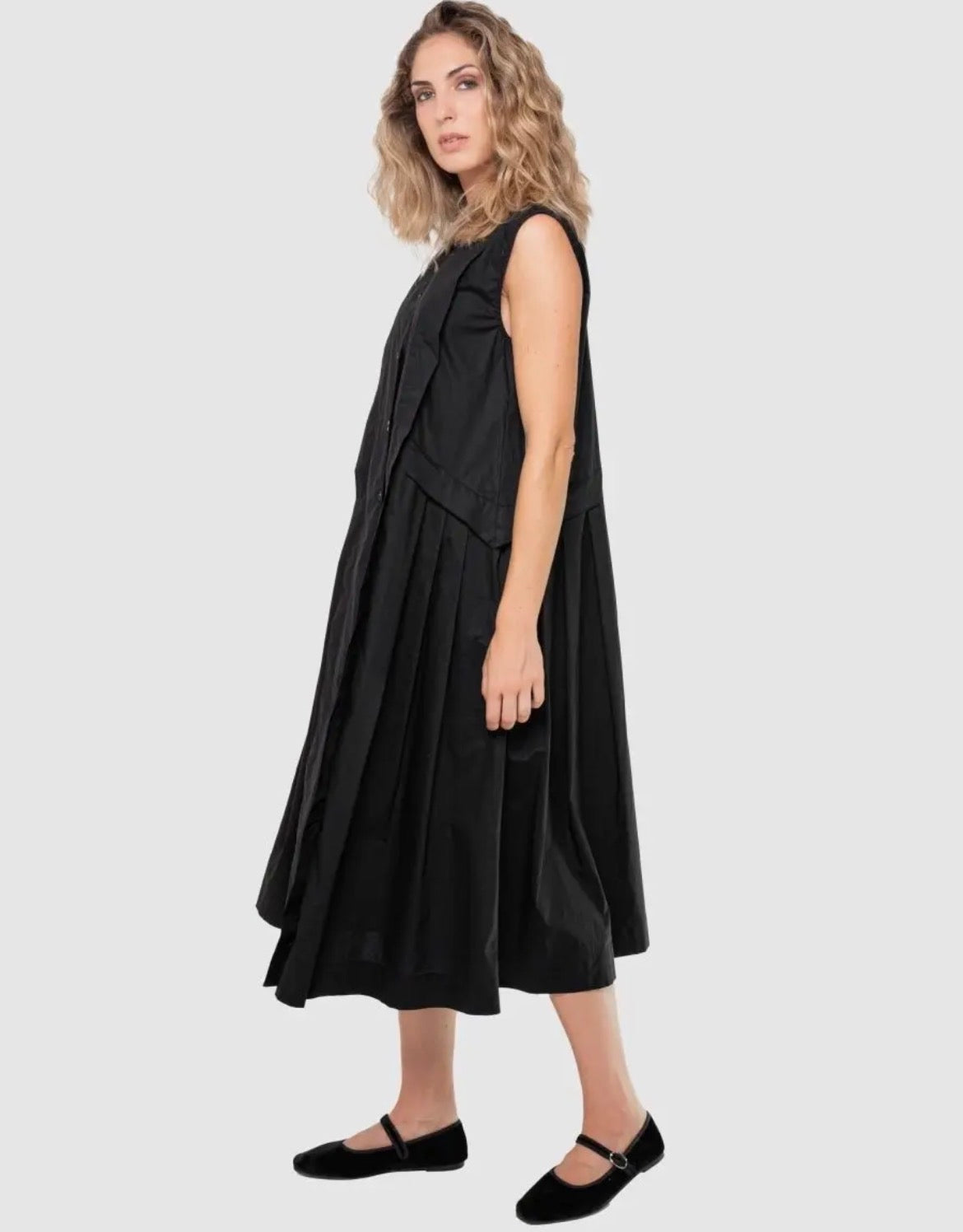 Sleeveless Vest, Black Dress