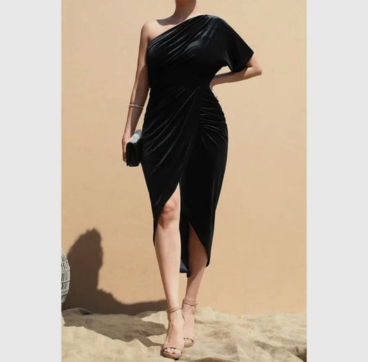 TBD One Shoulder Fitted Black Dress