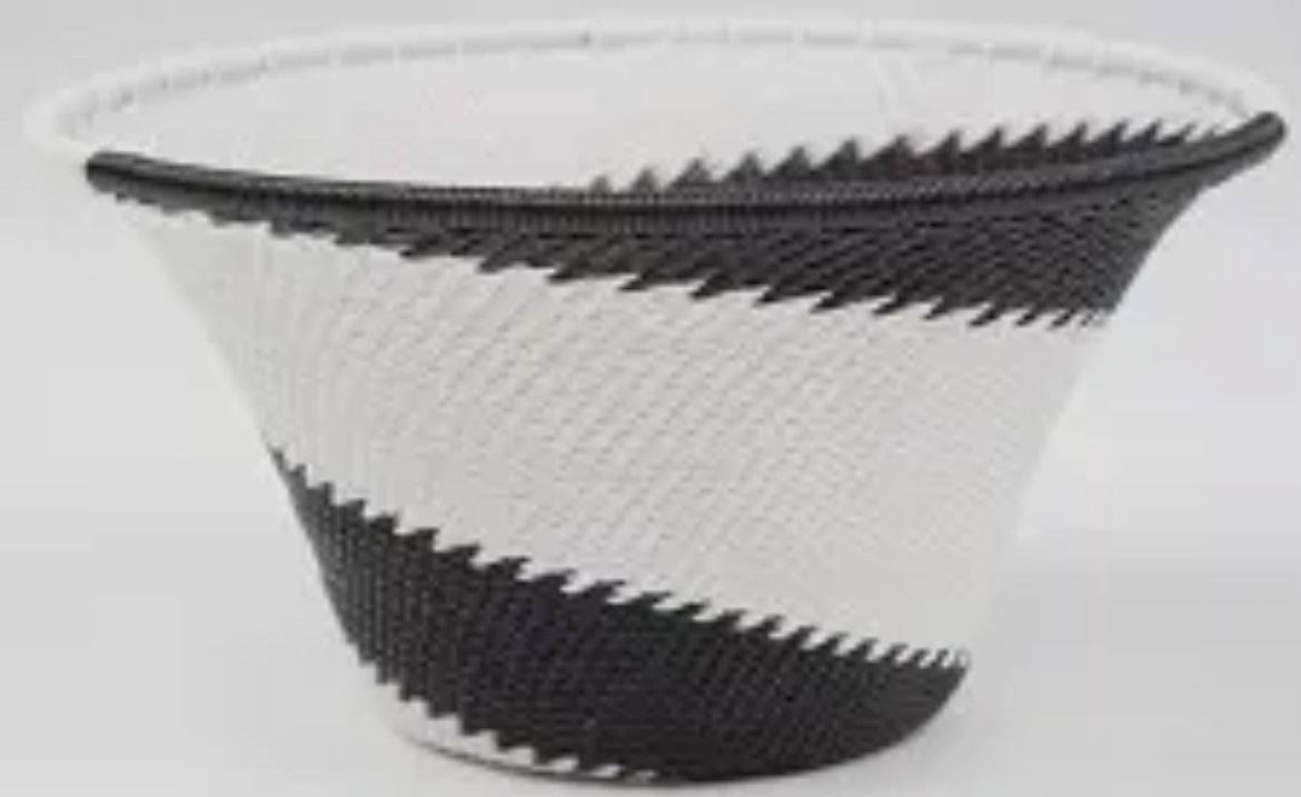 Basket Weave - Black & Cream2