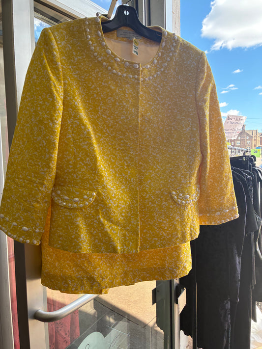Textured 2pc suit w/beads