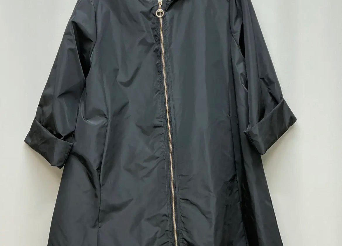A-Line Cut Waterproof Zipper Jacket w/Hood